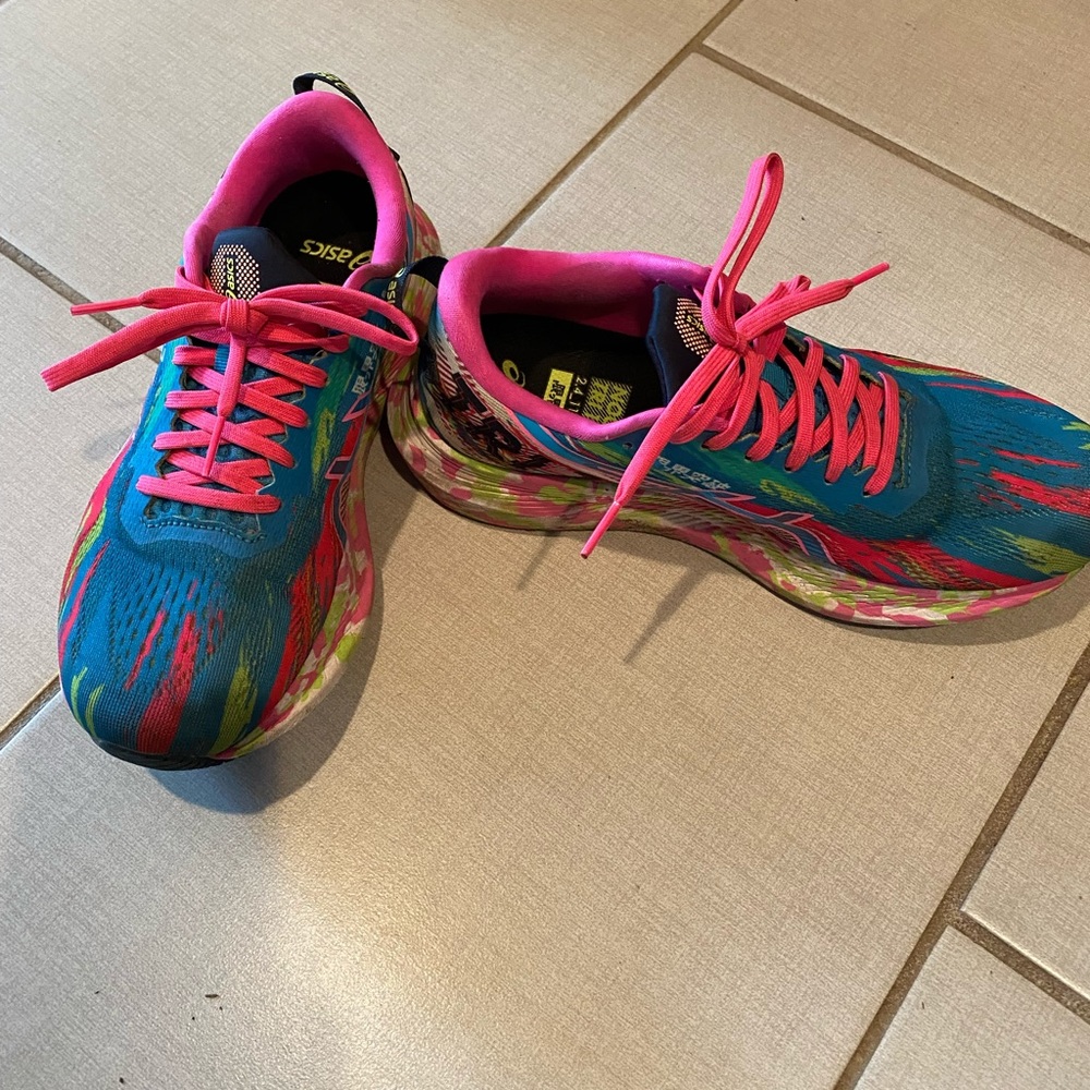 Running shoes ASICS Noosa Tri W 8 (used)